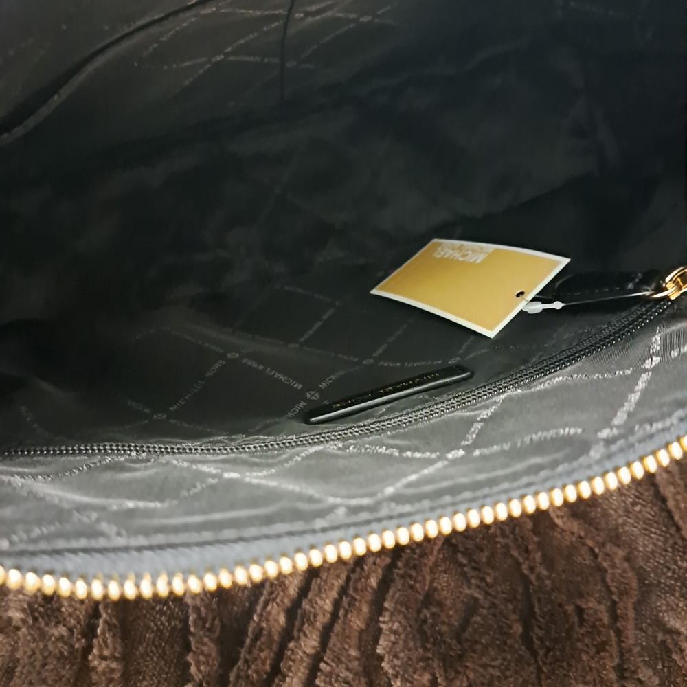 Michael Kors Black and White Women's Bag - Picture 6 of 7